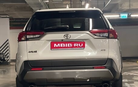 Toyota RAV4, 2019 год, 3 500 000 рублей, 5 фотография
