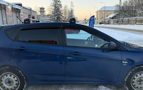 Hyundai Solaris II рестайлинг, 2015 год, 900 000 рублей, 16 фотография