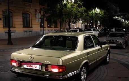 Mercedes-Benz S-Класс, 1984 год, 1 800 000 рублей, 6 фотография