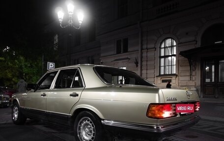 Mercedes-Benz S-Класс, 1984 год, 1 800 000 рублей, 12 фотография