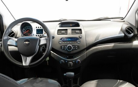 Chevrolet Spark III, 2011 год, 537 400 рублей, 6 фотография