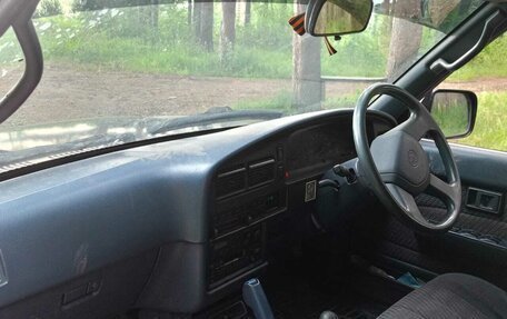 Toyota Hilux Surf III рестайлинг, 1993 год, 500 000 рублей, 8 фотография