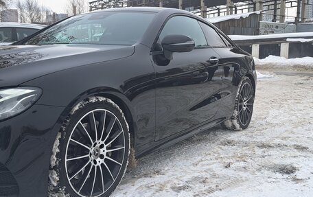 Mercedes-Benz E-Класс, 2018 год, 4 400 000 рублей, 14 фотография