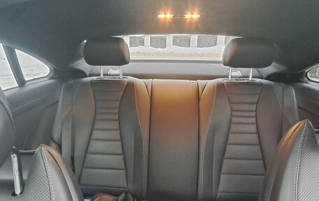 Mercedes-Benz E-Класс, 2018 год, 4 400 000 рублей, 23 фотография