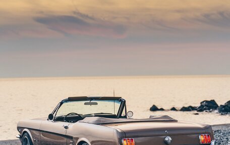 Ford Mustang VI рестайлинг, 1966 год, 12 500 000 рублей, 20 фотография