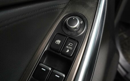 Mazda 6, 2017 год, 2 339 000 рублей, 26 фотография