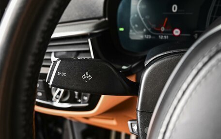 BMW 5 серия, 2019 год, 4 611 000 рублей, 17 фотография