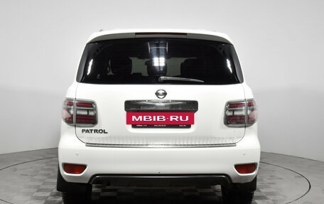 Nissan Patrol, 2011 год, 1 690 000 рублей, 6 фотография