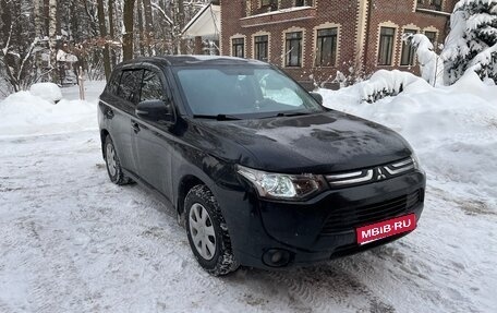 Mitsubishi Outlander III рестайлинг 3, 2012 год, 1 150 000 рублей, 1 фотография