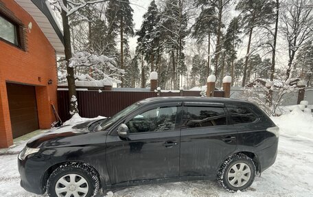 Mitsubishi Outlander III рестайлинг 3, 2012 год, 1 150 000 рублей, 3 фотография