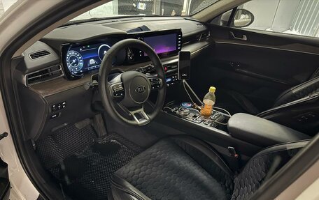 KIA K5, 2021 год, 3 100 000 рублей, 6 фотография