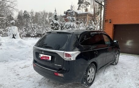 Mitsubishi Outlander III рестайлинг 3, 2012 год, 1 150 000 рублей, 5 фотография
