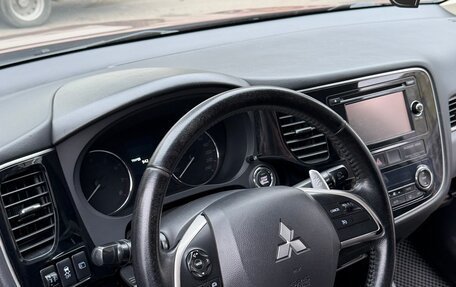 Mitsubishi Outlander III рестайлинг 3, 2012 год, 1 325 000 рублей, 5 фотография