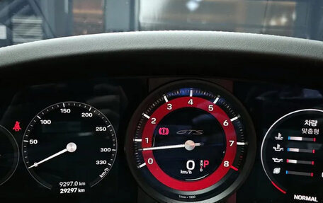 Porsche 911, 2022 год, 18 620 000 рублей, 6 фотография