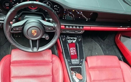 Porsche 911, 2022 год, 18 620 000 рублей, 5 фотография