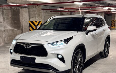 Toyota Highlander, 2025 год, 5 760 000 рублей, 3 фотография