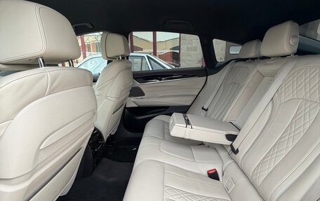 BMW 6 серия, 2018 год, 3 250 000 рублей, 15 фотография