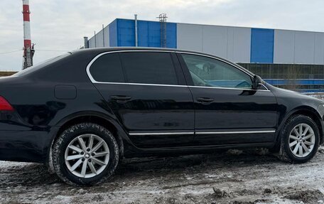 Skoda Superb III рестайлинг, 2012 год, 1 045 000 рублей, 16 фотография