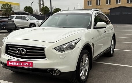 Infiniti FX II, 2013 год, 2 191 000 рублей, 2 фотография