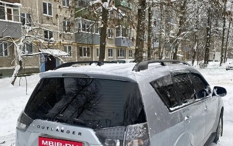 Mitsubishi Outlander III рестайлинг 3, 2010 год, 1 150 000 рублей, 7 фотография