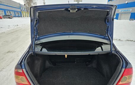 Toyota Corolla, 2005 год, 650 000 рублей, 4 фотография