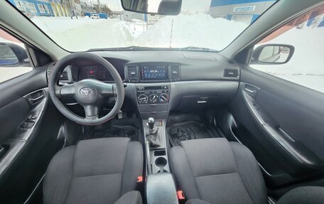 Toyota Corolla, 2005 год, 650 000 рублей, 7 фотография