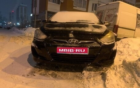 Hyundai Solaris II рестайлинг, 2011 год, 400 000 рублей, 1 фотография