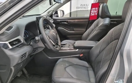 Toyota Highlander, 2025 год, 7 100 013 рублей, 9 фотография