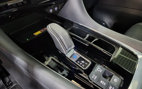 Toyota Alphard, 2024 год, 9 810 013 рублей, 17 фотография