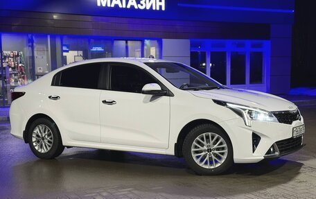 KIA Rio IV, 2021 год, 1 595 000 рублей, 2 фотография