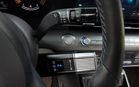 Hyundai Kona, 2024 год, 2 490 000 рублей, 9 фотография