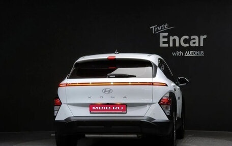 Hyundai Kona, 2024 год, 2 490 000 рублей, 4 фотография