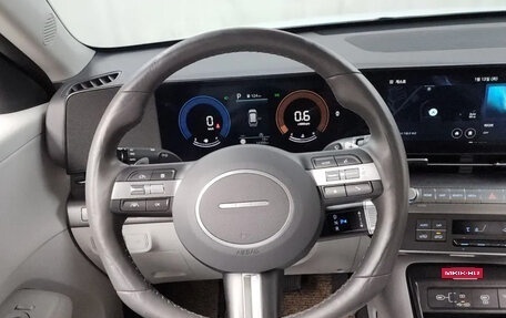 Hyundai Kona, 2024 год, 2 490 000 рублей, 13 фотография