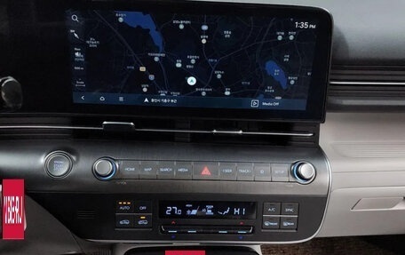 Hyundai Kona, 2024 год, 2 490 000 рублей, 14 фотография