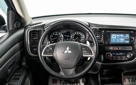 Mitsubishi Outlander III рестайлинг 3, 2013 год, 1 639 000 рублей, 8 фотография