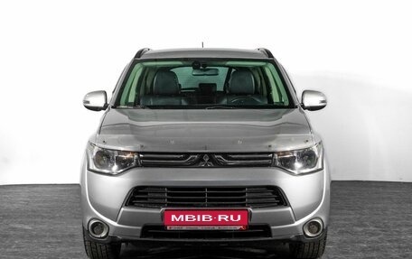 Mitsubishi Outlander III рестайлинг 3, 2013 год, 1 639 000 рублей, 1 фотография
