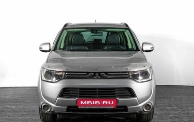 Mitsubishi Outlander III рестайлинг 3, 2013 год, 1 639 000 рублей, 1 фотография