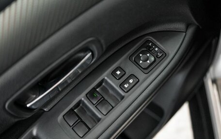 Mitsubishi Outlander III рестайлинг 3, 2013 год, 1 639 000 рублей, 15 фотография