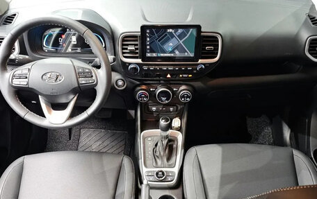 Hyundai Venue I, 2025 год, 2 290 000 рублей, 7 фотография