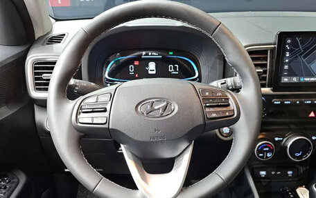 Hyundai Venue I, 2025 год, 2 290 000 рублей, 13 фотография