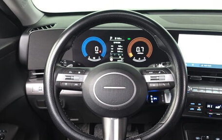 Hyundai Kona, 2024 год, 2 290 000 рублей, 13 фотография