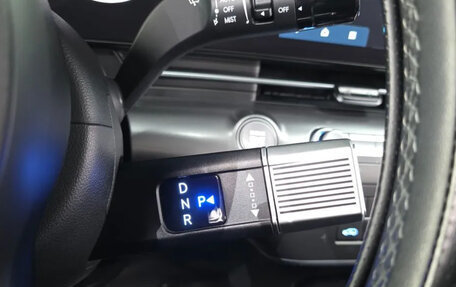 Hyundai Kona, 2024 год, 2 290 000 рублей, 9 фотография