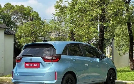 Honda Fit, 2022 год, 1 250 000 рублей, 3 фотография