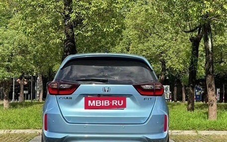 Honda Fit, 2022 год, 1 250 000 рублей, 6 фотография