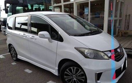 Honda Freed I, 2016 год, 830 000 рублей, 2 фотография