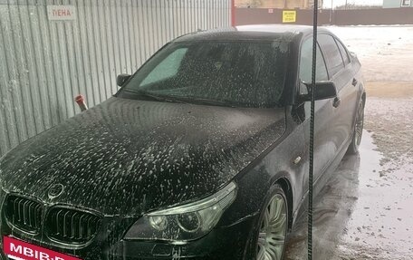 BMW 5 серия, 2004 год, 1 375 000 рублей, 2 фотография