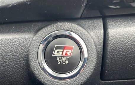 Toyota Hilux VIII, 2022 год, 4 460 000 рублей, 22 фотография