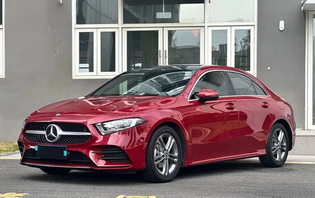 Mercedes-Benz A-Класс, 2022 год, 1 570 000 рублей, 1 фотография