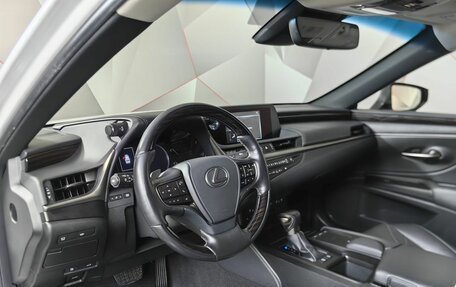 Lexus ES VII, 2020 год, 4 430 000 рублей, 19 фотография