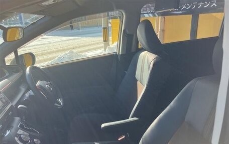 Toyota Sienta II, 2022 год, 1 131 000 рублей, 25 фотография
